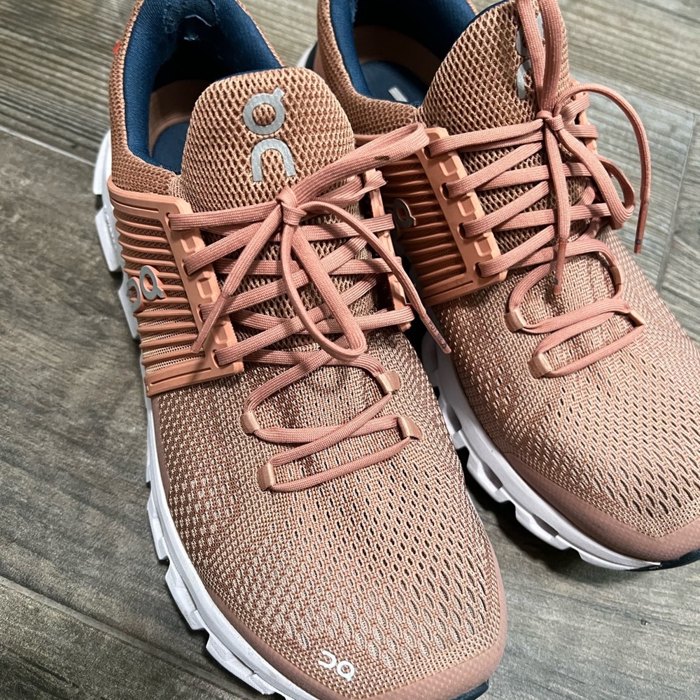Cloudstratus size 9
